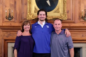 Jared Freilich '16, center, with his parents, Lisa and Andrew